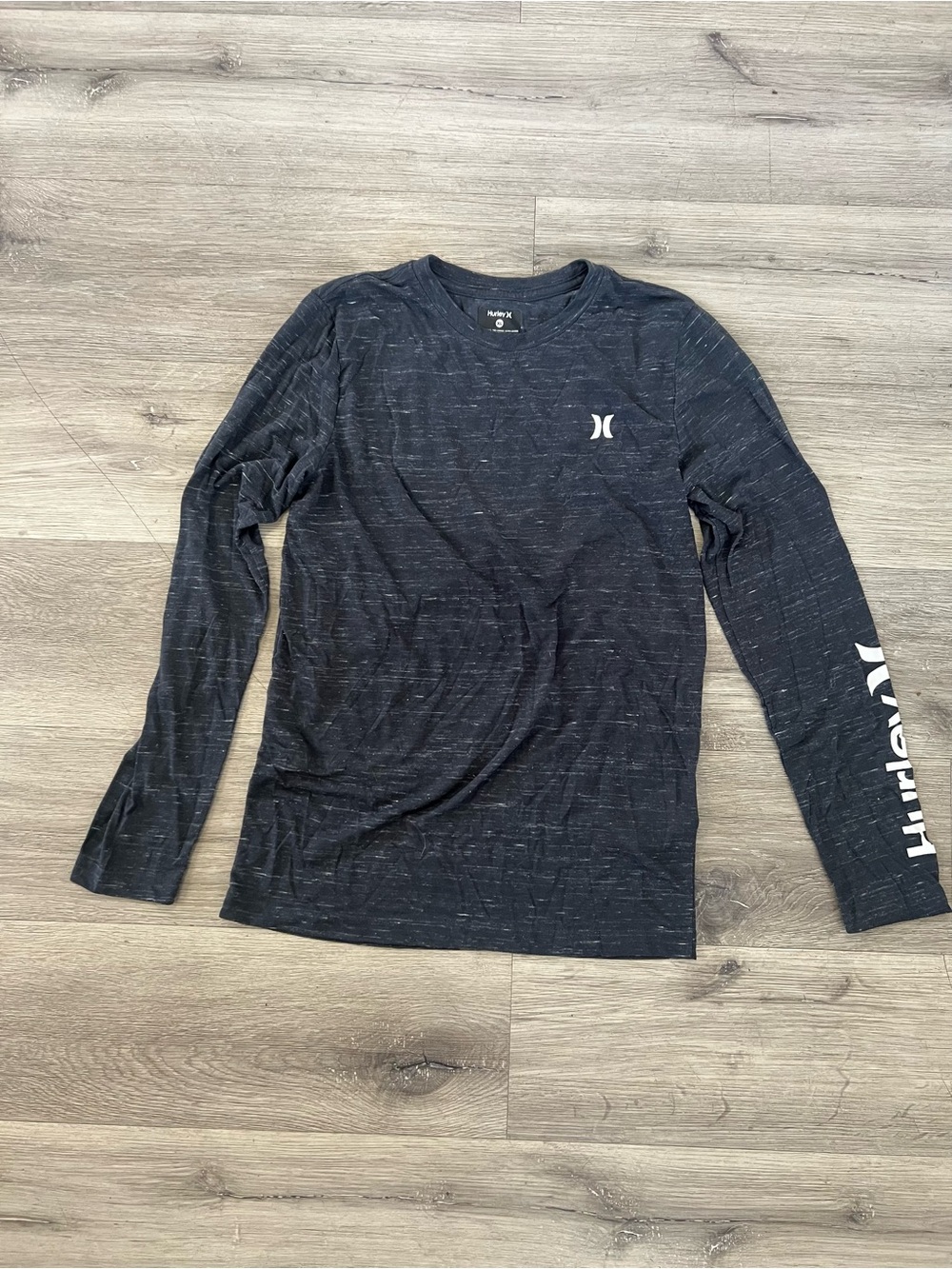 Hurley Black Long-Sleeve Crewneck Shirt with White Logo Boys/Kids XL